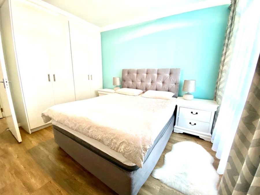 To Let 2 Bedroom Property for Rent in Royal Ascot Western Cape